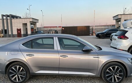 Skoda Superb III рестайлинг, 2025 год, 2 750 000 рублей, 6 фотография
