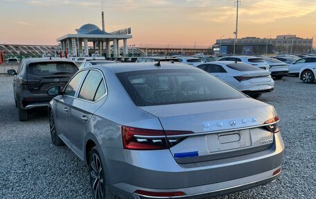 Skoda Superb III рестайлинг, 2025 год, 2 750 000 рублей, 7 фотография