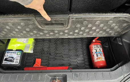 Nissan Note II рестайлинг, 2013 год, 800 000 рублей, 17 фотография