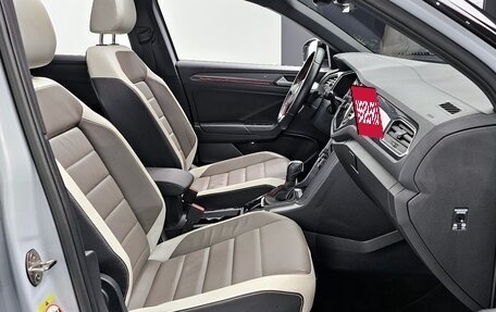 Volkswagen T-Roc I, 2022 год, 1 820 000 рублей, 11 фотография