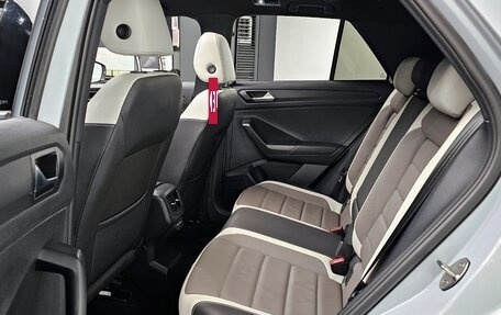 Volkswagen T-Roc I, 2022 год, 1 820 000 рублей, 13 фотография