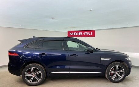 Jaguar F-Pace, 2016 год, 3 200 000 рублей, 6 фотография