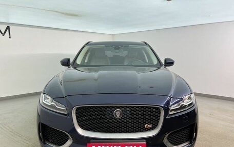 Jaguar F-Pace, 2016 год, 3 200 000 рублей, 3 фотография