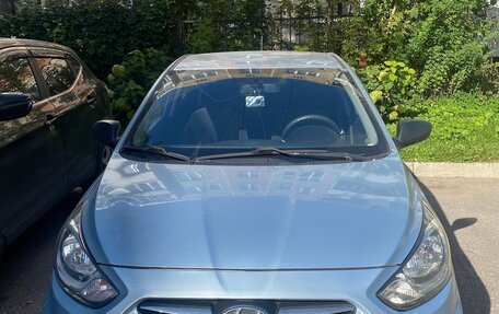 Hyundai Solaris II рестайлинг, 2012 год, 685 000 рублей, 1 фотография