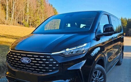 Ford Tourneo Custom, 2024 год, 3 970 000 рублей, 1 фотография