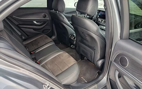 Mercedes-Benz E-Класс, 2021 год, 5 000 000 рублей, 12 фотография