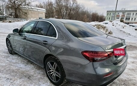 Mercedes-Benz E-Класс, 2021 год, 5 000 000 рублей, 8 фотография