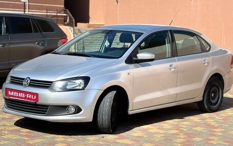 Volkswagen Polo VI (EU Market), 2012 год, 650 000 рублей, 2 фотография