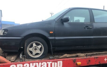 Volkswagen Passat B4, 1994 год, 245 000 рублей, 2 фотография