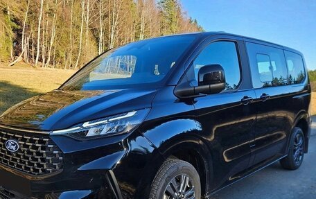 Ford Tourneo Custom, 2024 год, 3 970 000 рублей, 8 фотография