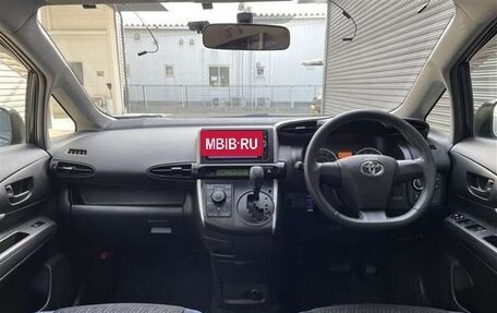 Toyota Wish II, 2015 год, 1 153 000 рублей, 19 фотография