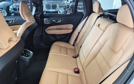 Volvo V60 Cross Country II, 2025 год, 5 900 000 рублей, 7 фотография