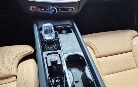 Volvo V60 Cross Country II, 2025 год, 5 900 000 рублей, 10 фотография