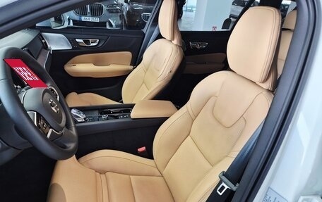 Volvo V60 Cross Country II, 2025 год, 5 900 000 рублей, 5 фотография