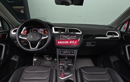 Volkswagen Tiguan II, 2023 год, 3 320 000 рублей, 7 фотография