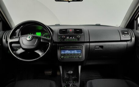 Skoda Fabia II, 2010 год, 799 000 рублей, 12 фотография