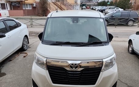 Toyota Roomy I, 2018 год, 1 000 000 рублей, 1 фотография