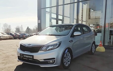 KIA Rio III рестайлинг, 2016 год, 949 800 рублей, 1 фотография