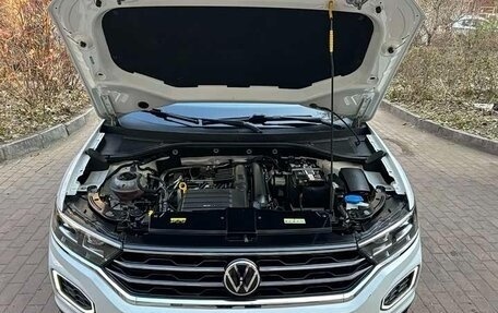 Volkswagen T-Roc I, 2023 год, 1 587 125 рублей, 5 фотография
