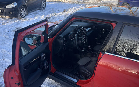 MINI Hatch, 2019 год, 1 910 000 рублей, 10 фотография