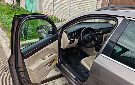 Skoda Superb III рестайлинг, 2014 год, 1 400 000 рублей, 8 фотография