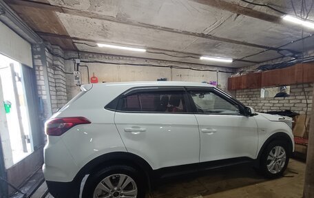 Hyundai Creta I рестайлинг, 2017 год, 1 590 000 рублей, 2 фотография