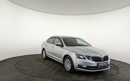 Skoda Octavia, 2017 год, 1 995 000 рублей, 3 фотография