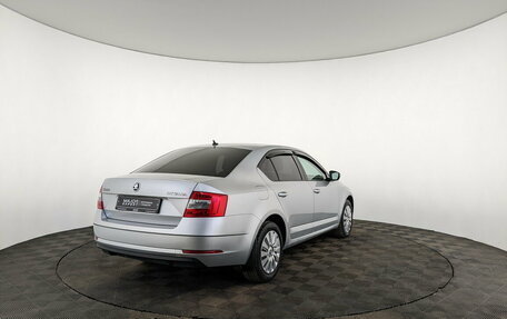 Skoda Octavia, 2017 год, 1 995 000 рублей, 5 фотография