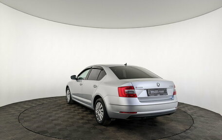 Skoda Octavia, 2017 год, 1 995 000 рублей, 7 фотография