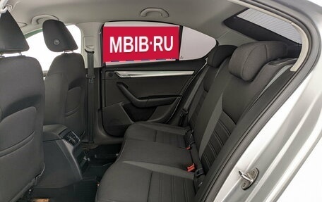 Skoda Octavia, 2017 год, 1 995 000 рублей, 12 фотография