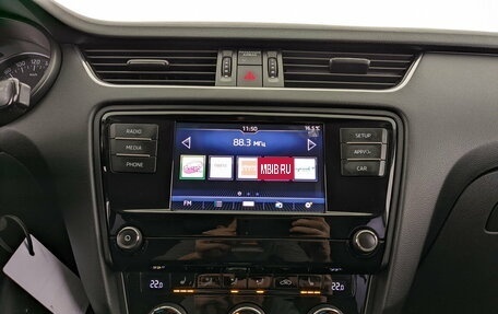 Skoda Octavia, 2017 год, 1 995 000 рублей, 15 фотография