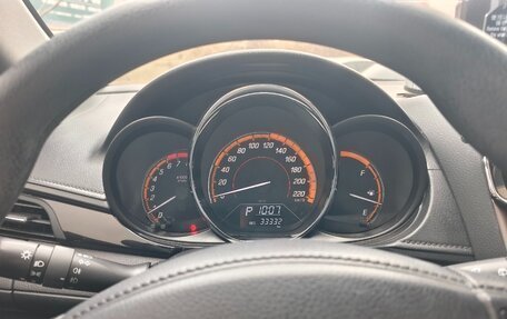 Toyota Yaris XP150 рестайлинг, 2022 год, 1 390 000 рублей, 9 фотография