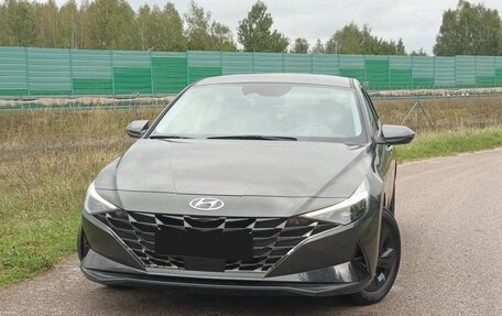 Hyundai Elantra, 2023 год, 1 890 000 рублей, 8 фотография