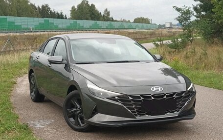 Hyundai Elantra, 2023 год, 1 890 000 рублей, 5 фотография