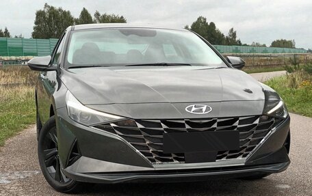Hyundai Elantra, 2023 год, 1 890 000 рублей, 9 фотография