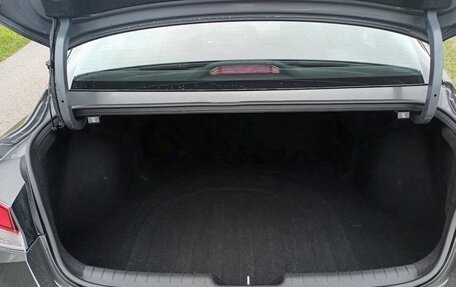 Hyundai Elantra, 2023 год, 1 890 000 рублей, 30 фотография