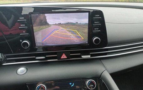 Hyundai Elantra, 2023 год, 1 890 000 рублей, 29 фотография