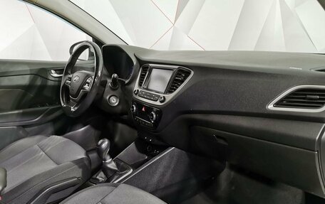 Hyundai Solaris II рестайлинг, 2017 год, 1 195 000 рублей, 13 фотография