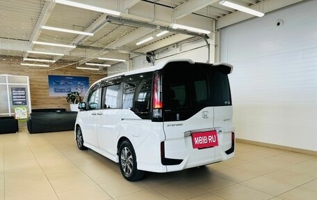 Honda Stepwgn IV, 2016 год, 1 869 000 рублей, 4 фотография