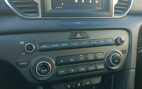 KIA Sportage IV рестайлинг, 2018 год, 2 080 000 рублей, 15 фотография