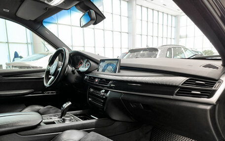 BMW X5, 2017 год, 3 885 000 рублей, 13 фотография