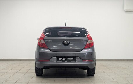 Hyundai Solaris II рестайлинг, 2015 год, 1 045 000 рублей, 3 фотография