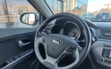 KIA Rio III рестайлинг, 2016 год, 949 800 рублей, 23 фотография