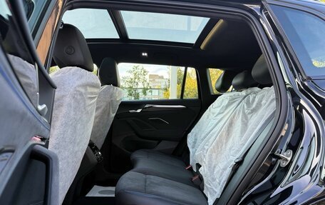 Volkswagen Tiguan, 2026 год, 4 990 000 рублей, 34 фотография