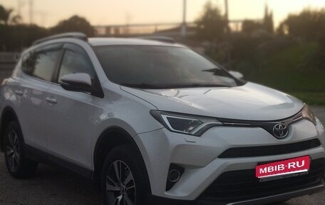 Toyota RAV4, 2016 год, 2 330 000 рублей, 1 фотография