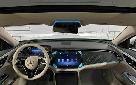 Mercedes-Benz E-Класс, 2024 год, 7 900 000 рублей, 2 фотография