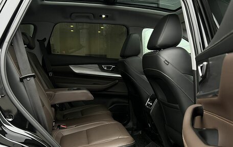 Chery Tiggo 8 Pro, 2022 год, 1 990 000 рублей, 32 фотография