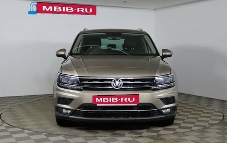 Volkswagen Tiguan II, 2017 год, 2 519 990 рублей, 2 фотография