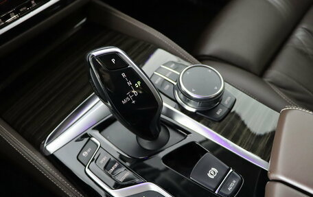 BMW 5 серия, 2018 год, 3 369 990 рублей, 23 фотография