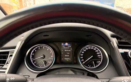 Toyota Camry, 2020 год, 2 900 000 рублей, 4 фотография